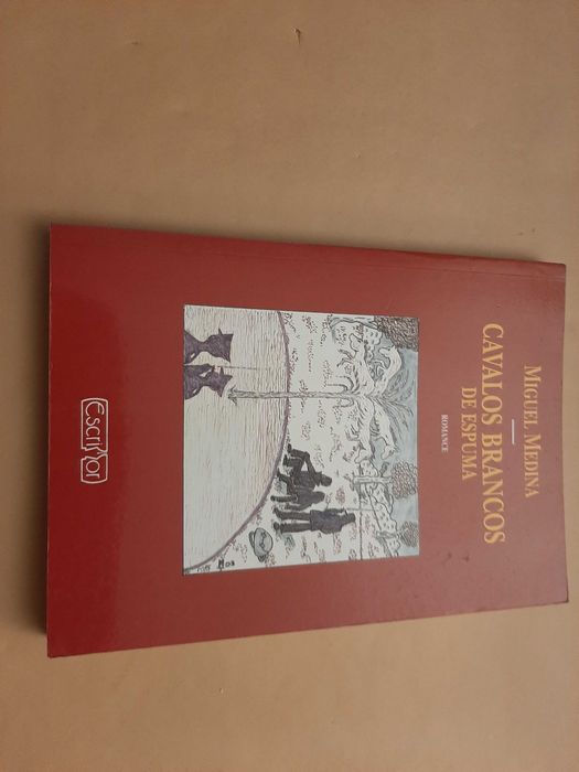 Cavalos Brancos de Espuma //Miguel Medina