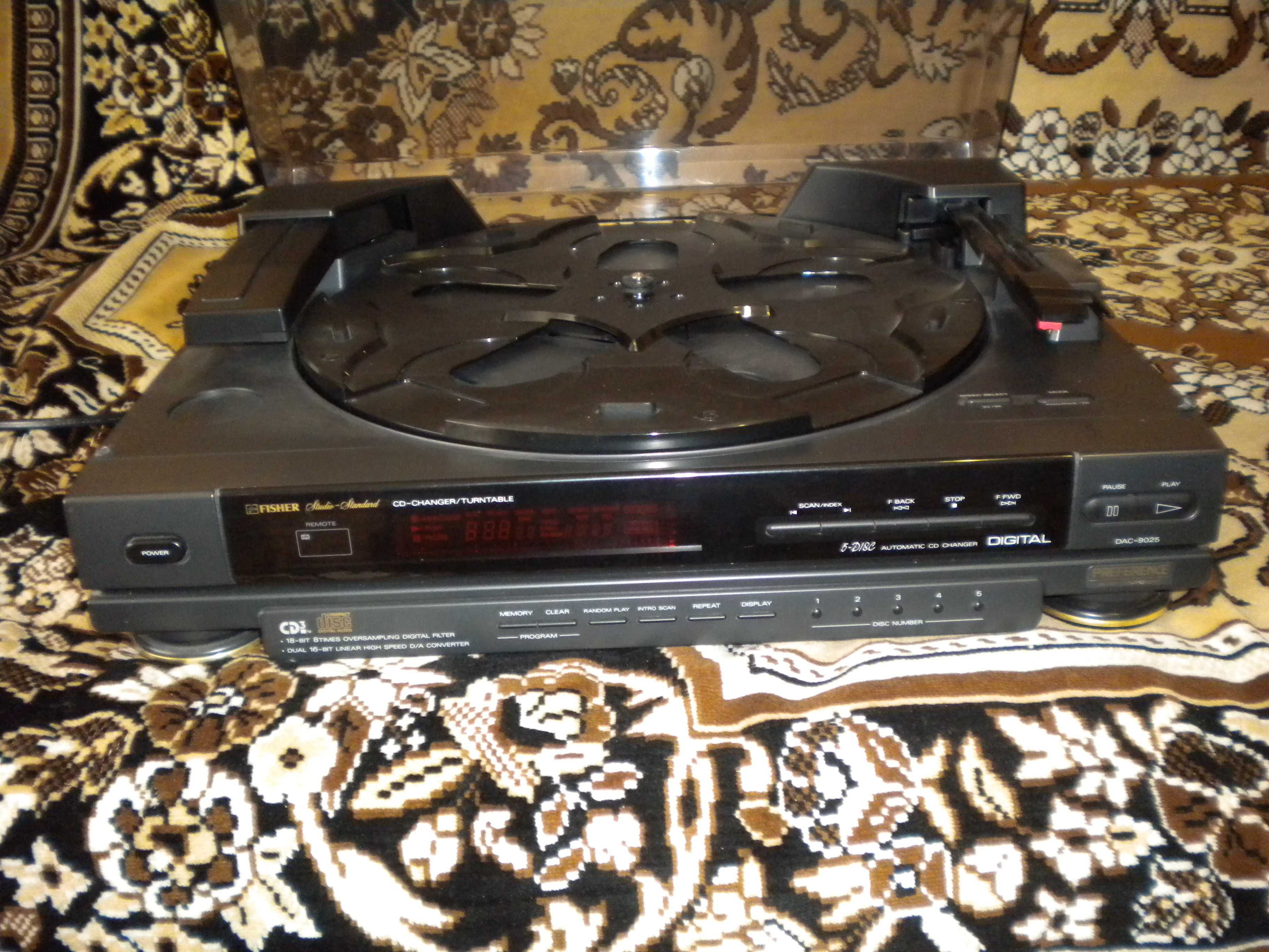 Fisher DAC 9025 Универсальный CD+винил проигрыватель.Очень редкий .