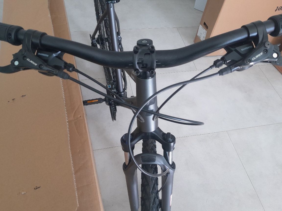 Nowy Cube Nature Trapeze S/50, M/54 ,28" graphite'n'black,shinymoss´n´