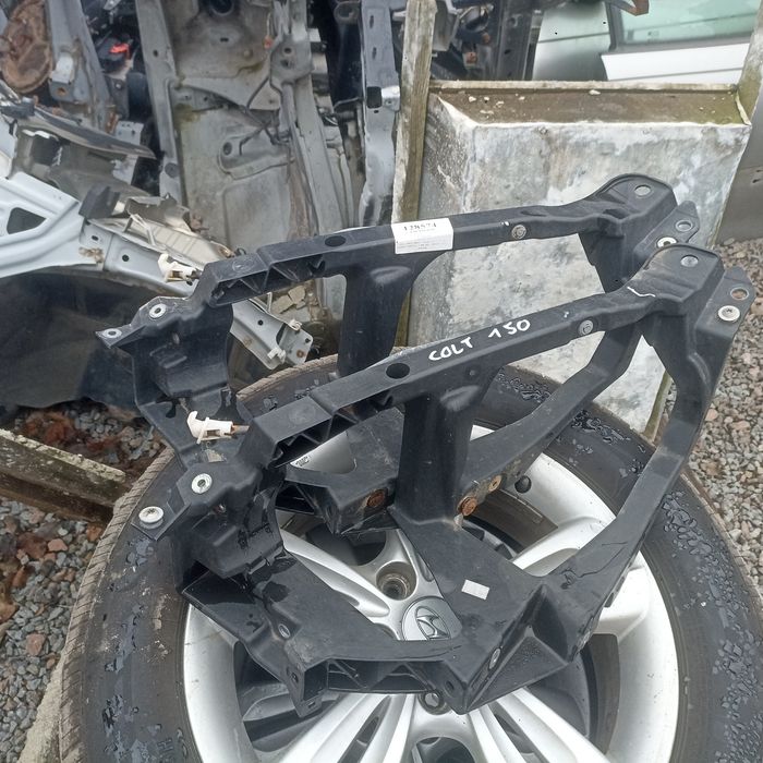 Окуляри L Мітсубісі Кольт 04-09