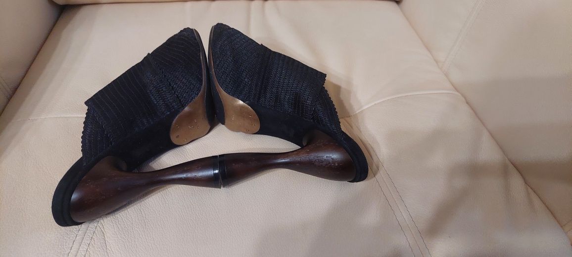 Босоніжки DONNA KARAN collection 37 розмір