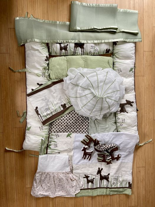 Przepiękny duży komplet / zestaw do łóżeczka z bawełny organicznej.