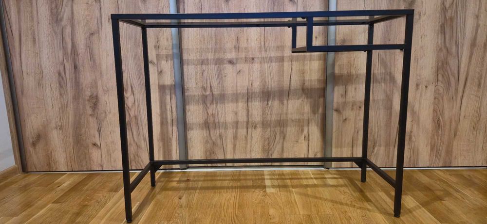 Biurko Ikea ze szklanym blatem