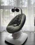 Укачивающий центр 4Moms Mamaroo 5.0 + Вкладыш