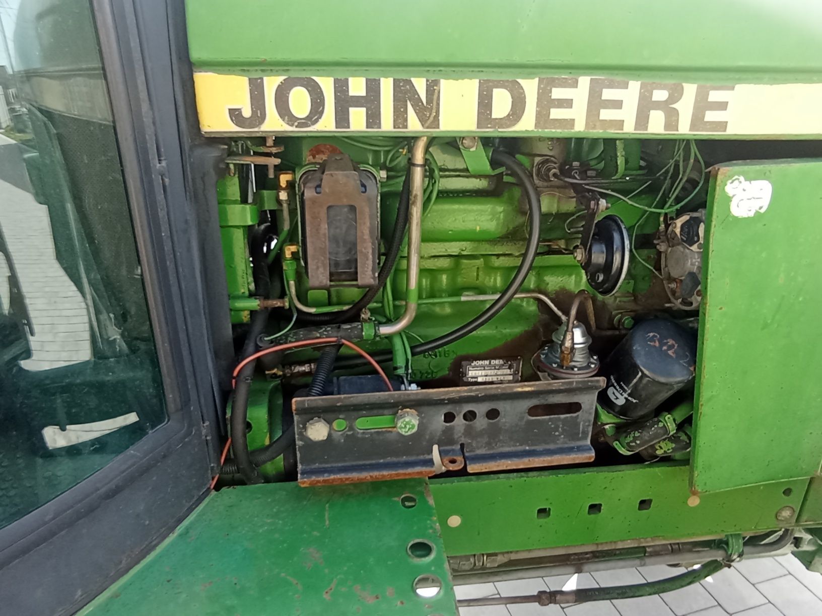 Трактор свіжопригнаний John Deere 2140