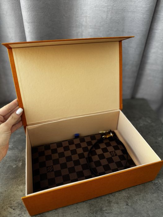 Клатч Louis Vuitton ОРИГИНАЛ