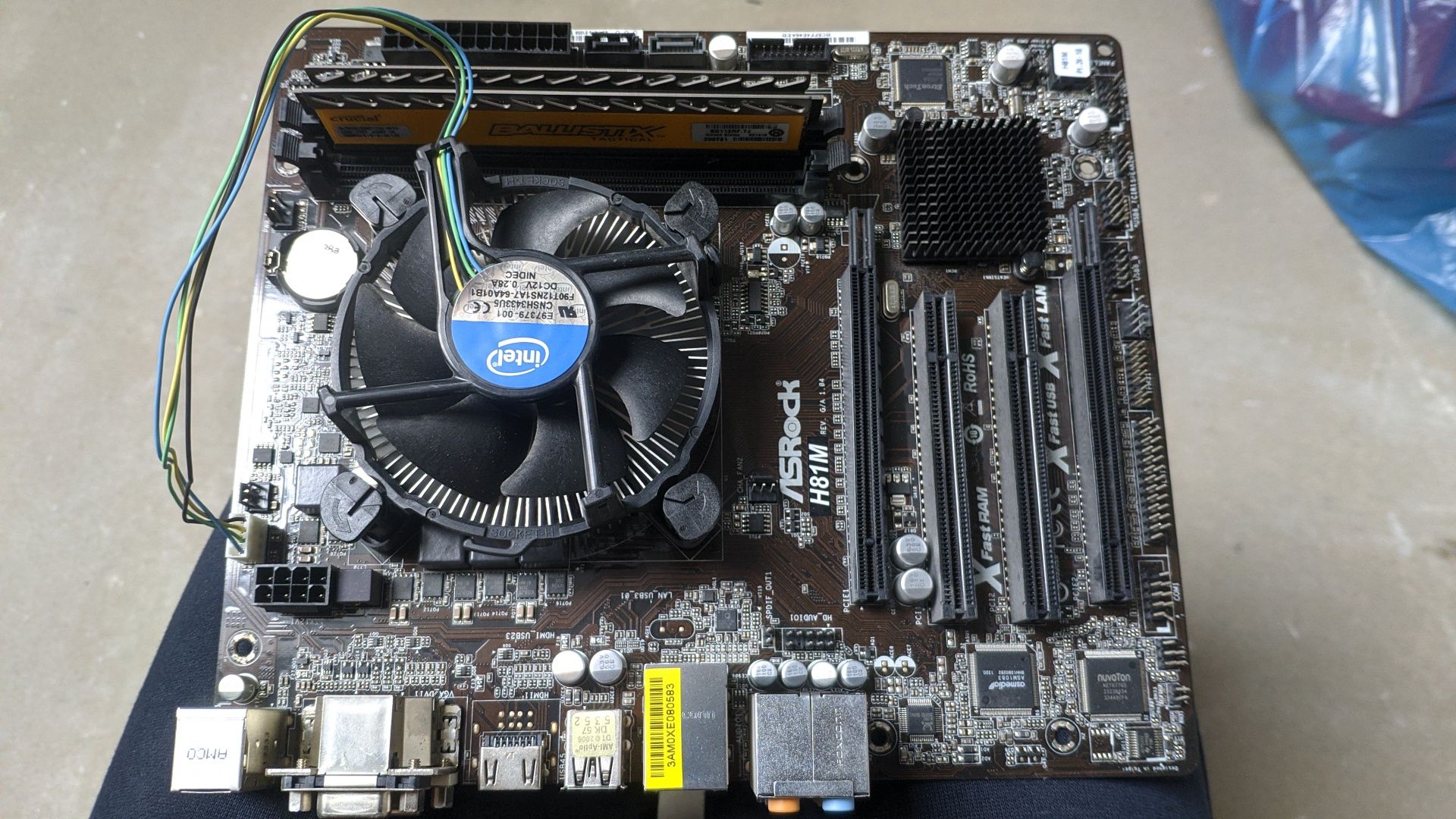 Procesor intel i3 + plyta glowna LGA1150, 8gb ddr3 RAM, podzespoly PC