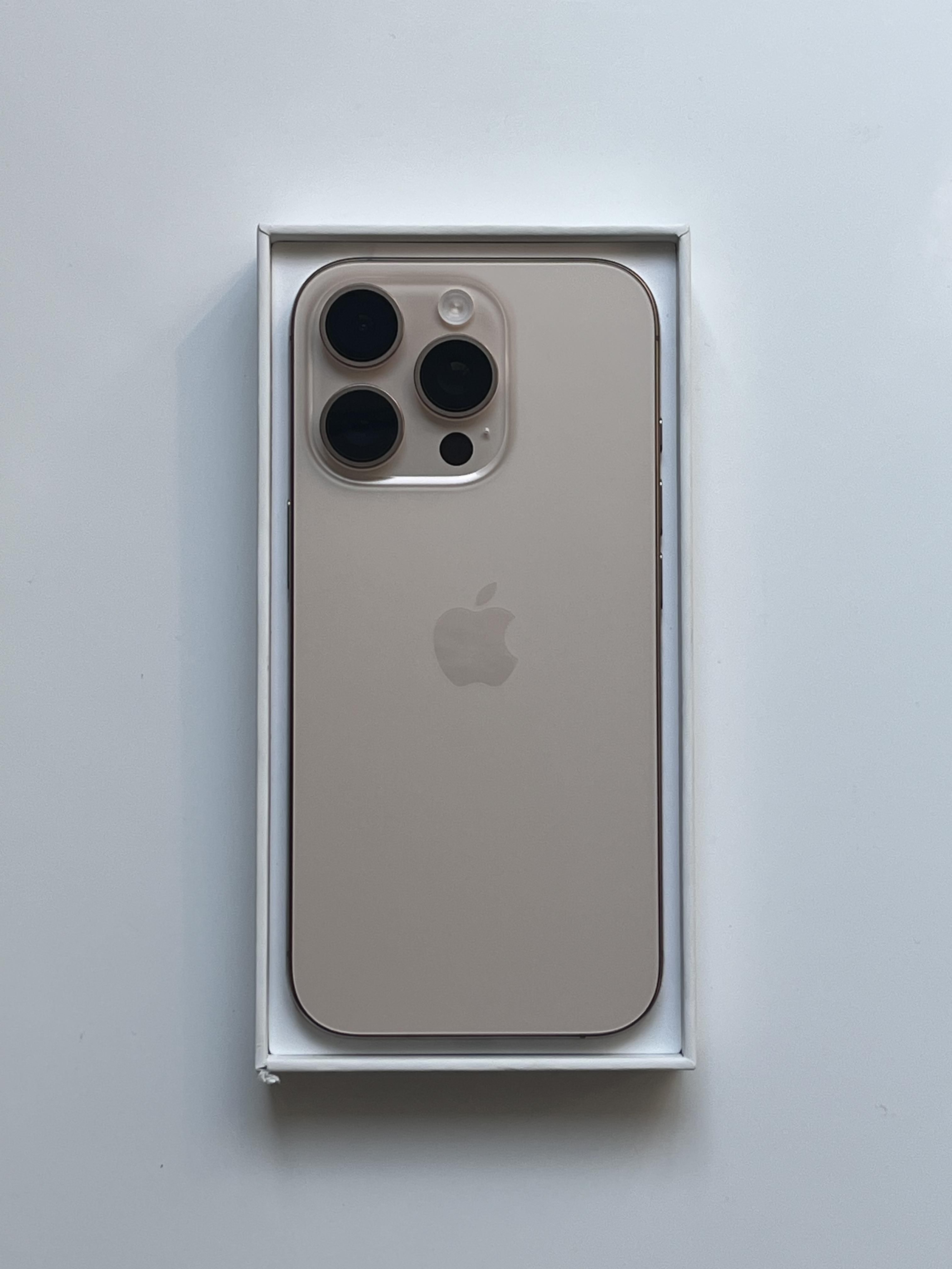 OUTLET Apple iPhone 16 Pro 128GB V23 Bateria 100%