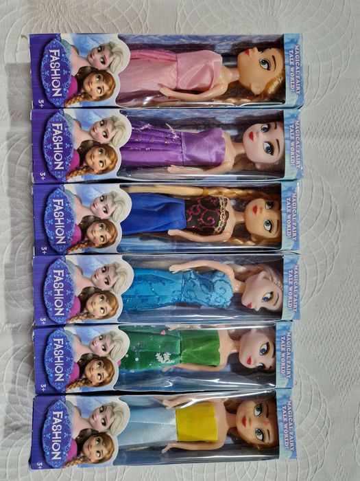 Boneca da Frozen.  Nova