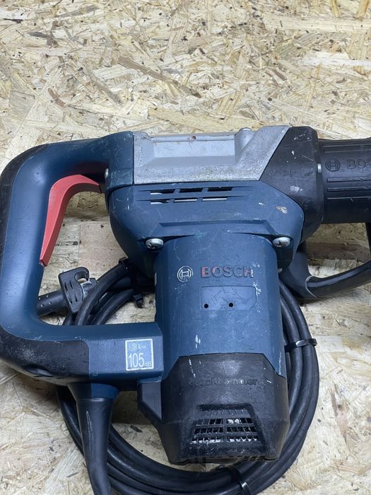 Młot wyburzeniowy Bosch