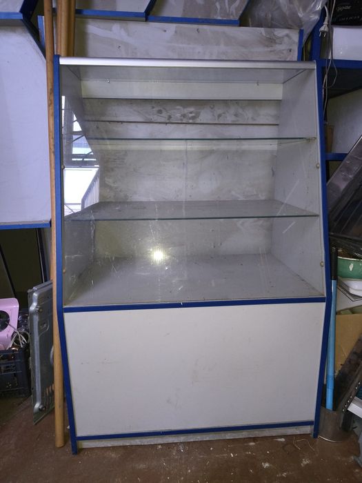 Комплект меблів для магазину/кафе