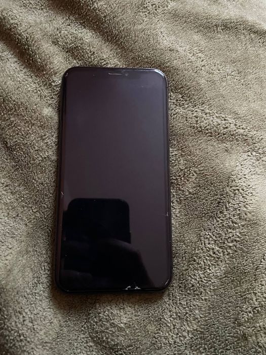 Iphone X 64GB 8/10 состояние