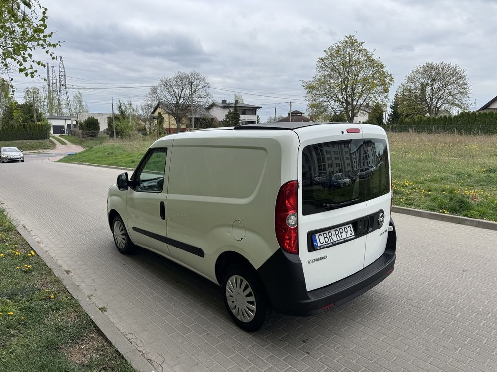 Opel Combo 1.3 CDTI 90KM z Niemiec / Klimatyzacja / Stan Bdb