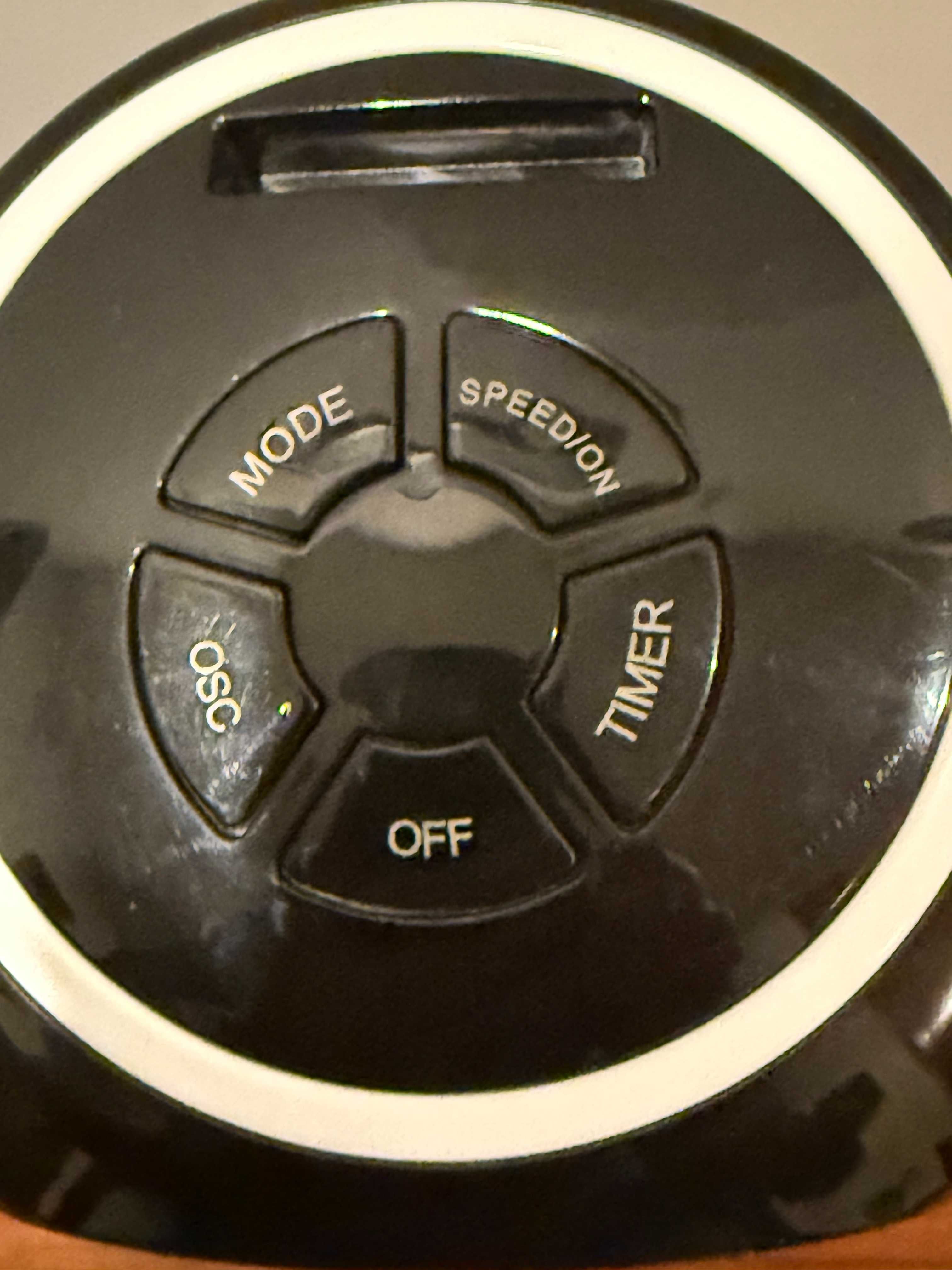 Coluna de ventilação Preta