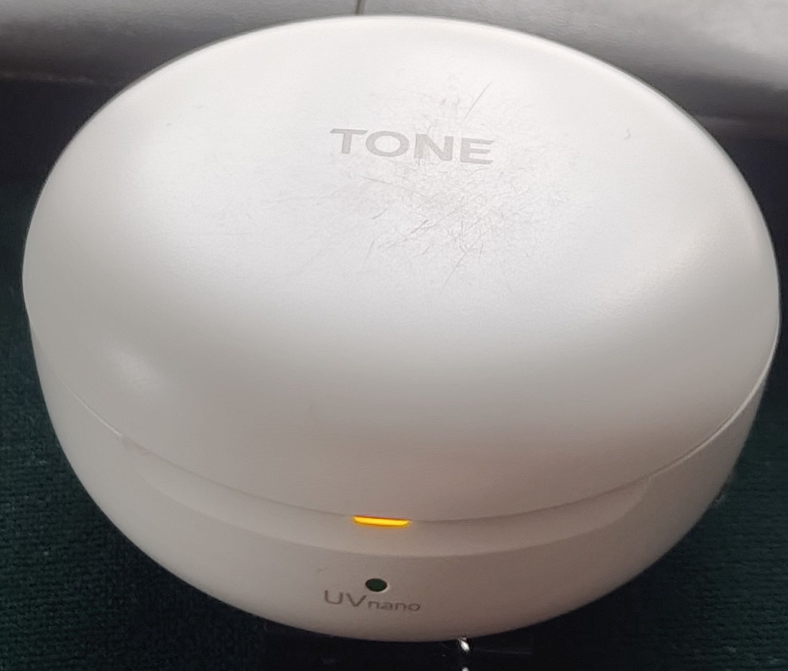 Słuchawki LG. Pudełko ładujące, etui LG Tone Free FP8 white Meridian