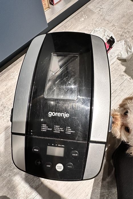 Продам Хлебопечь Gorenje BM1210BK