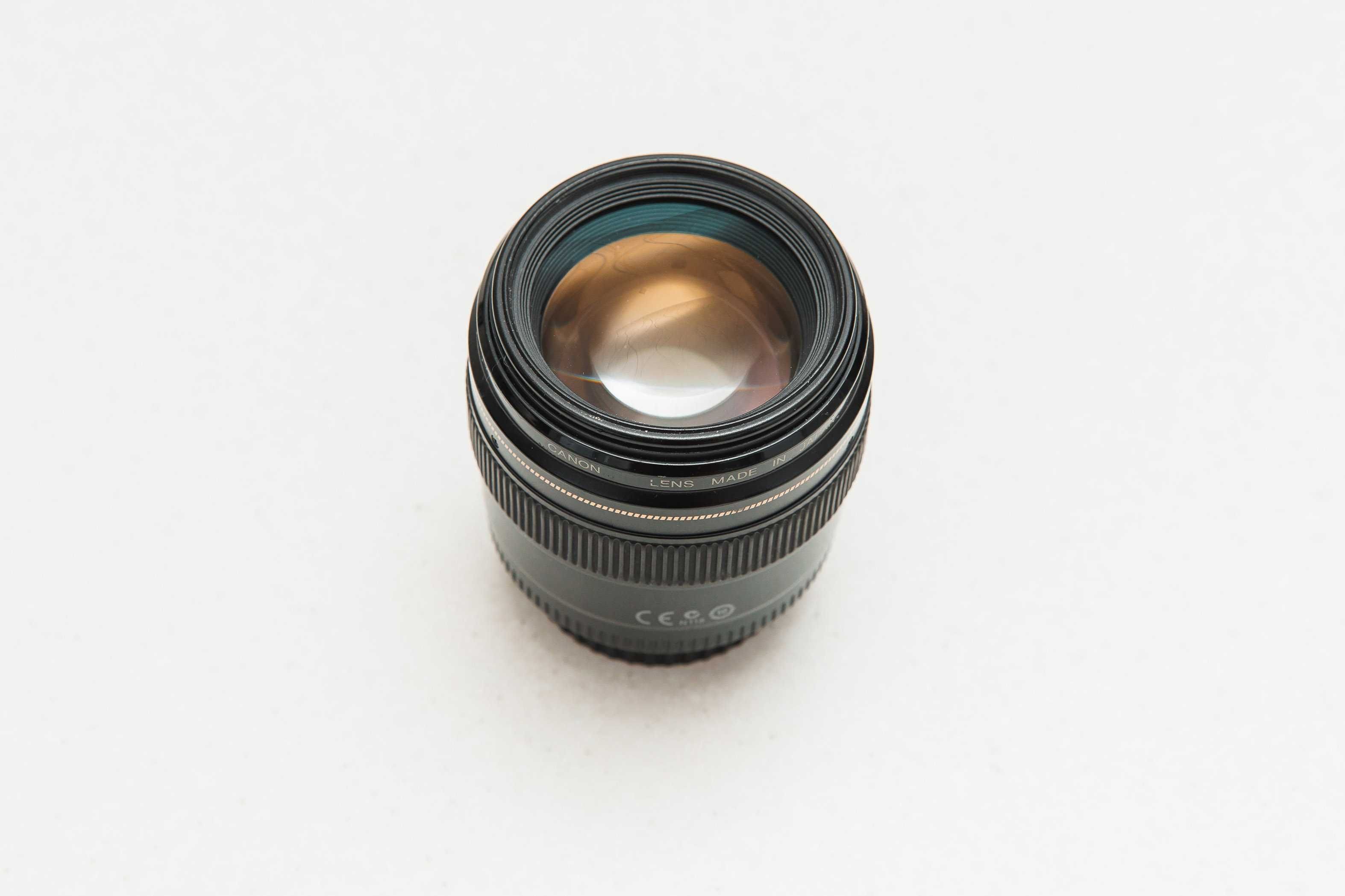 Canon EF 85mm f/1.8 + бленда, полярик и защитный фильтры