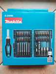 Zestaw końcówek wkrętakowych z grzechotką 44 szt. MAKITA E-25096 NOWY