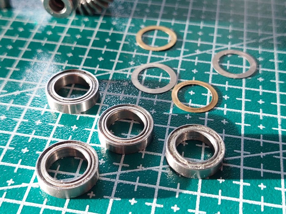 Zębatki mostów modeli rc - Cross RC  MC6, MC8, XC6, i UC6 (nie Axial)