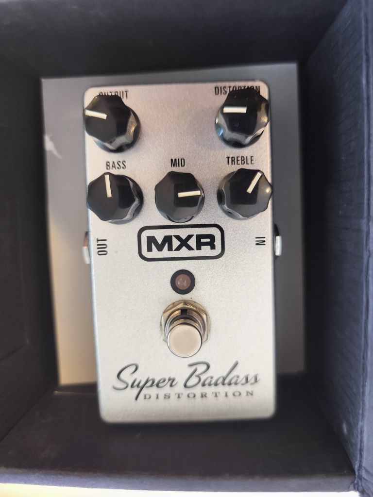 MXR Super Badass distortion - pedal distorção