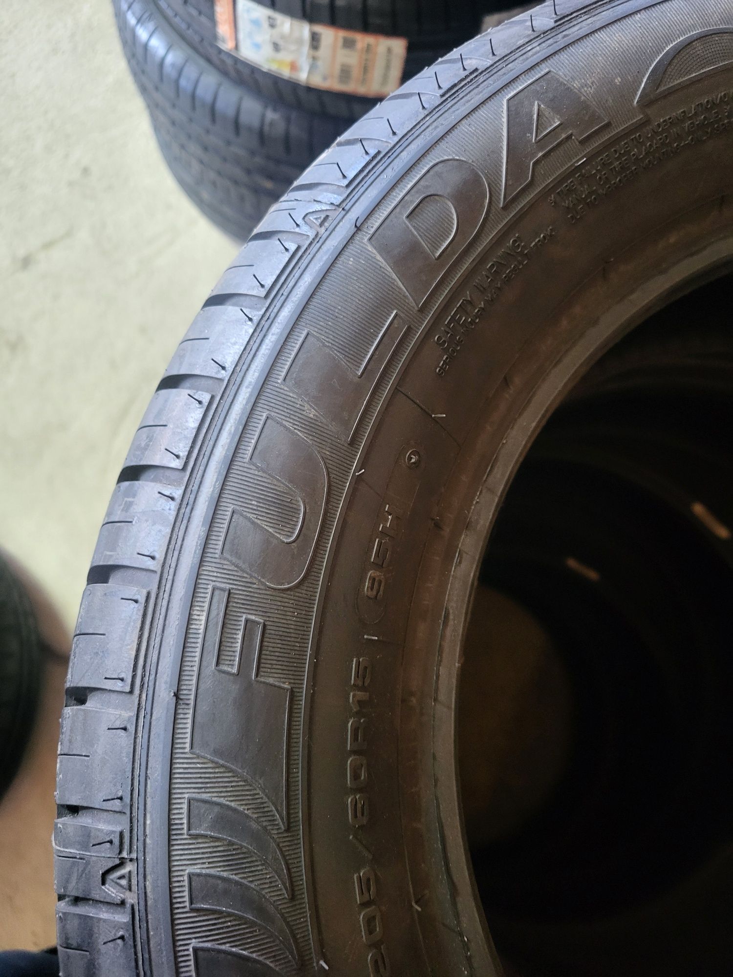 Шини 205 60r15 Fulda літо