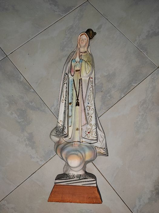 Figura Nossa Senhora ( Gigante )