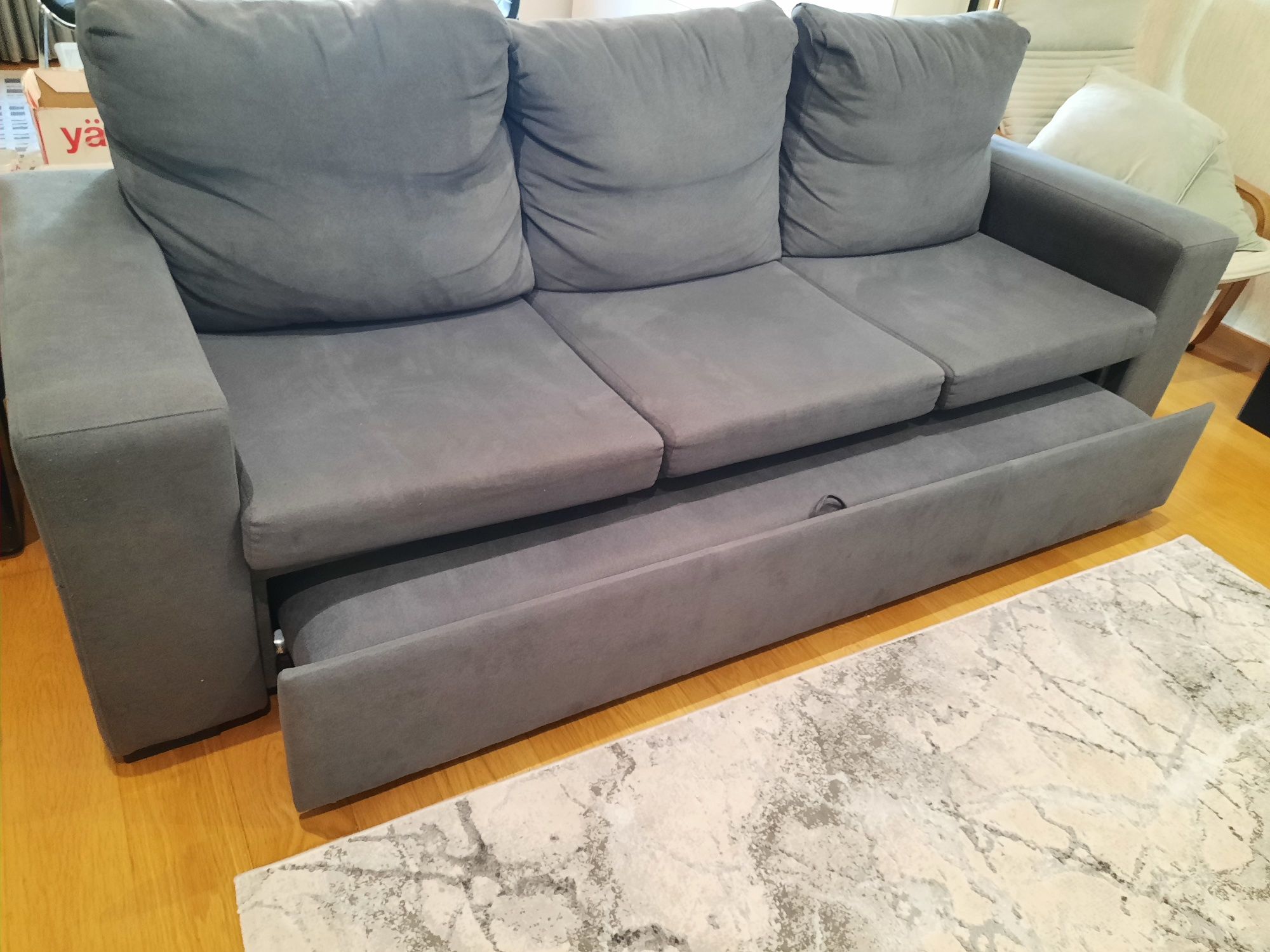 Sofá cama de 3 lugares, cor cinza