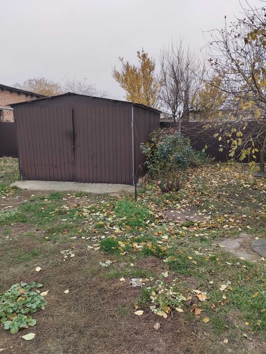 Будинок у передмісті Сум