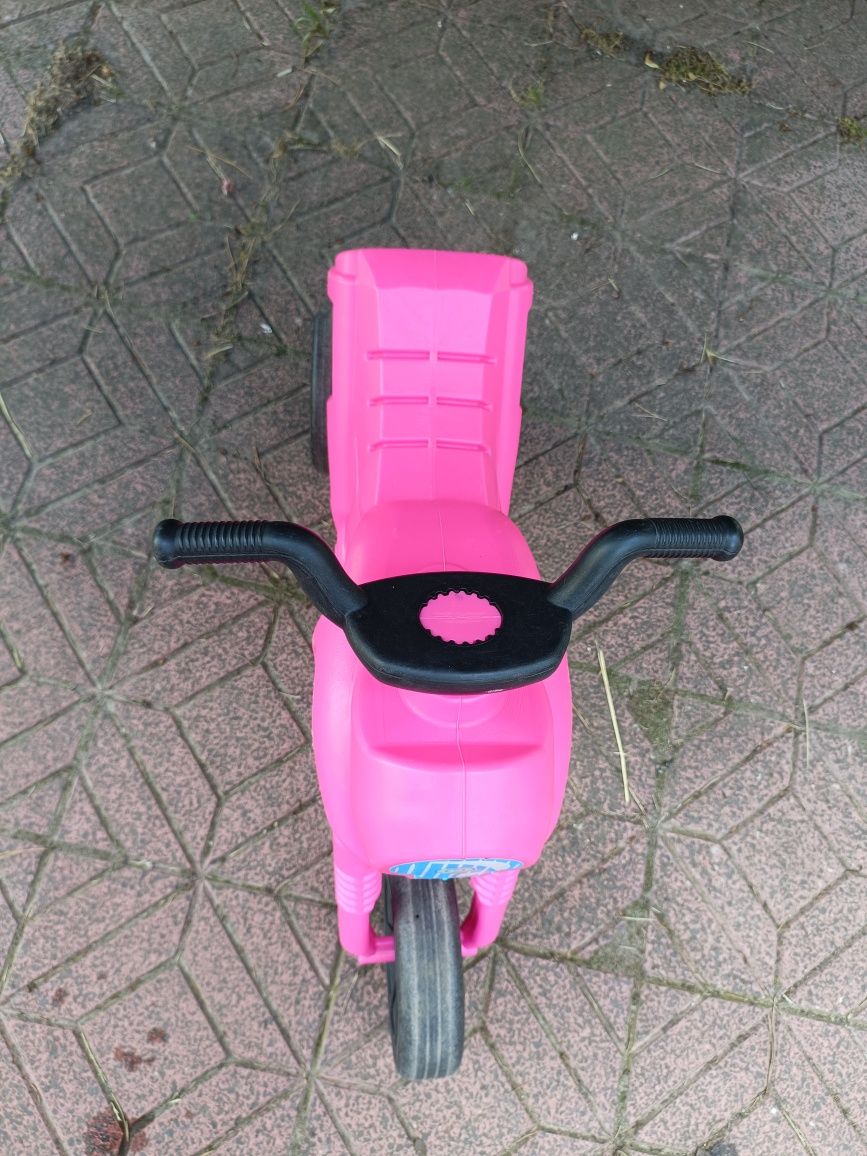 Motor skuter jeździk