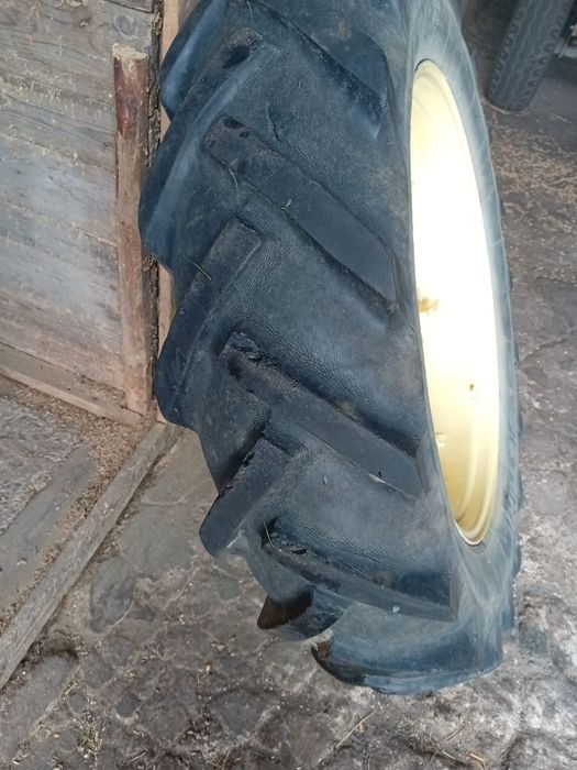 Koła uprawowe - wąskie 12.4-32