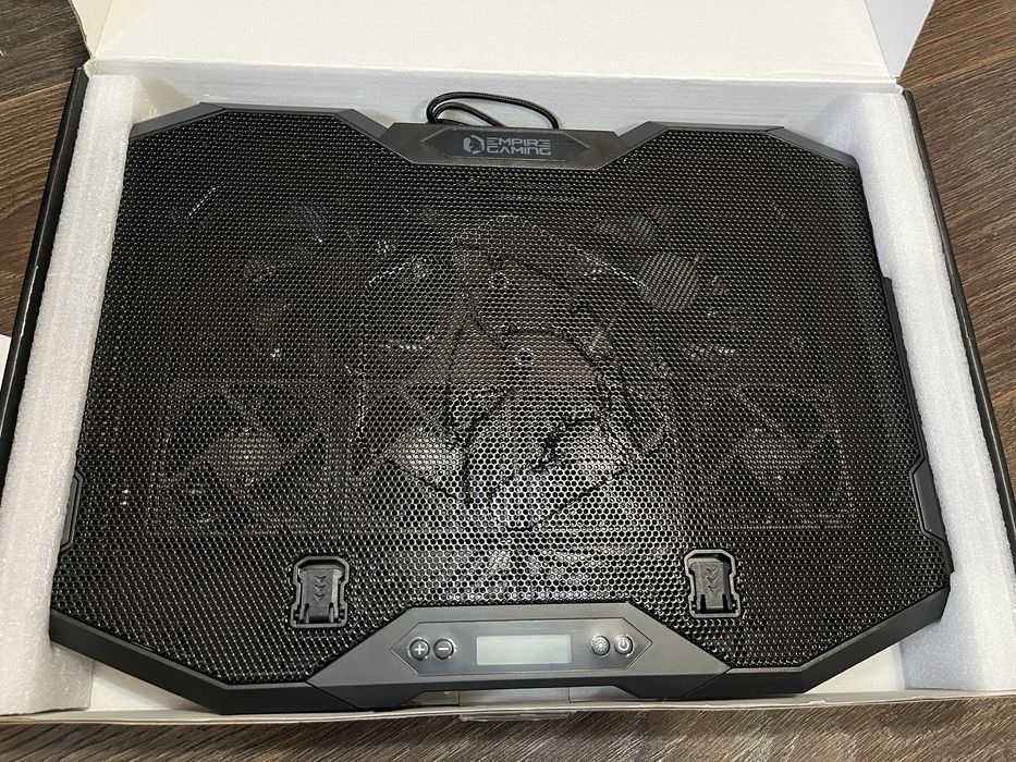 Подставка для ноутбука с охлождерием Empire Caming OE-CP-RGB9