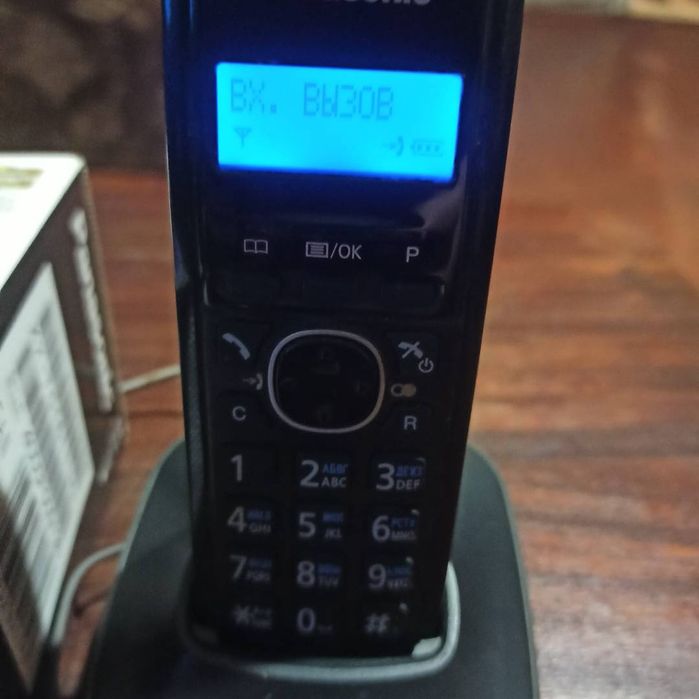 Цифровой беспроводной телефон Panasonic