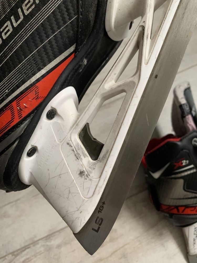 Вратарские коньки Bauer x2.7 Vapor