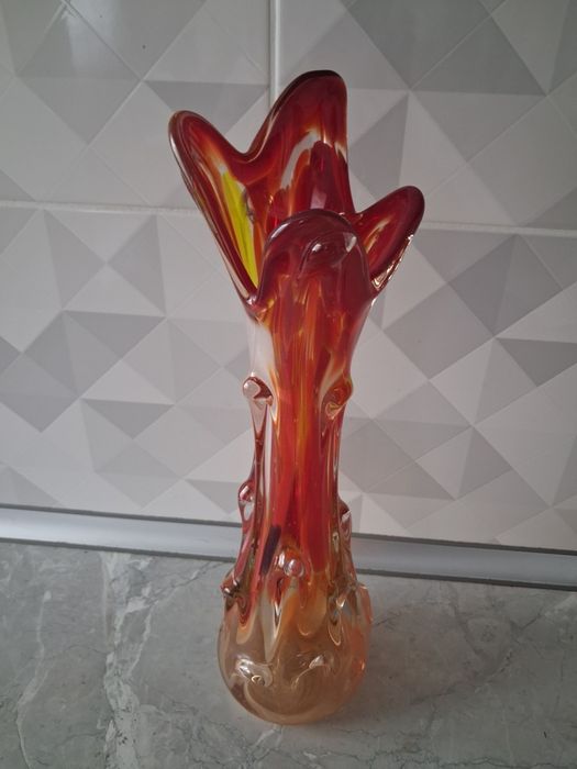 Wazon w stylu murano