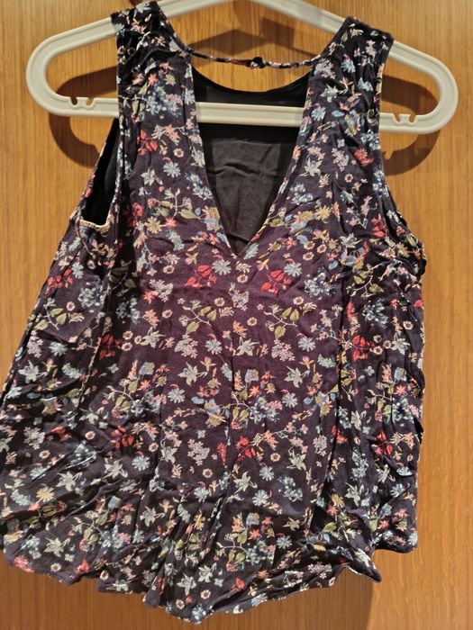 Top floral de alças