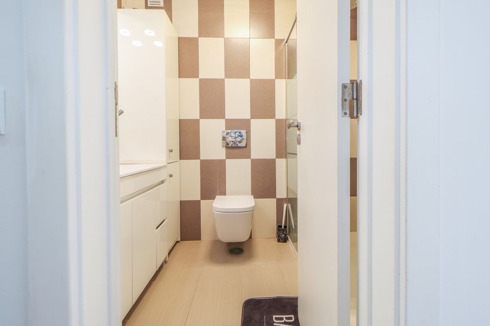 Apartamento T3 remodelado com arrecadação