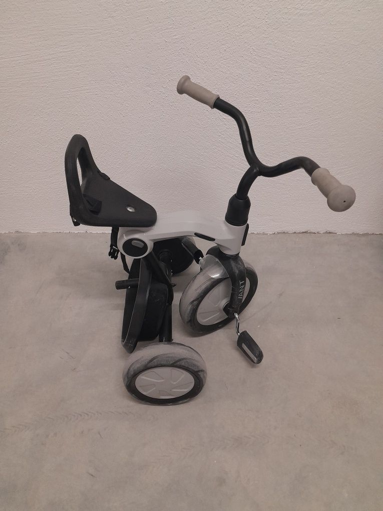 Triciclo com barra