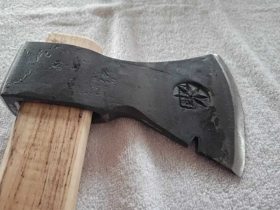 Siekiera rozłupująca ręcznie kuta 0,6 kg Sewi Kowalstwo