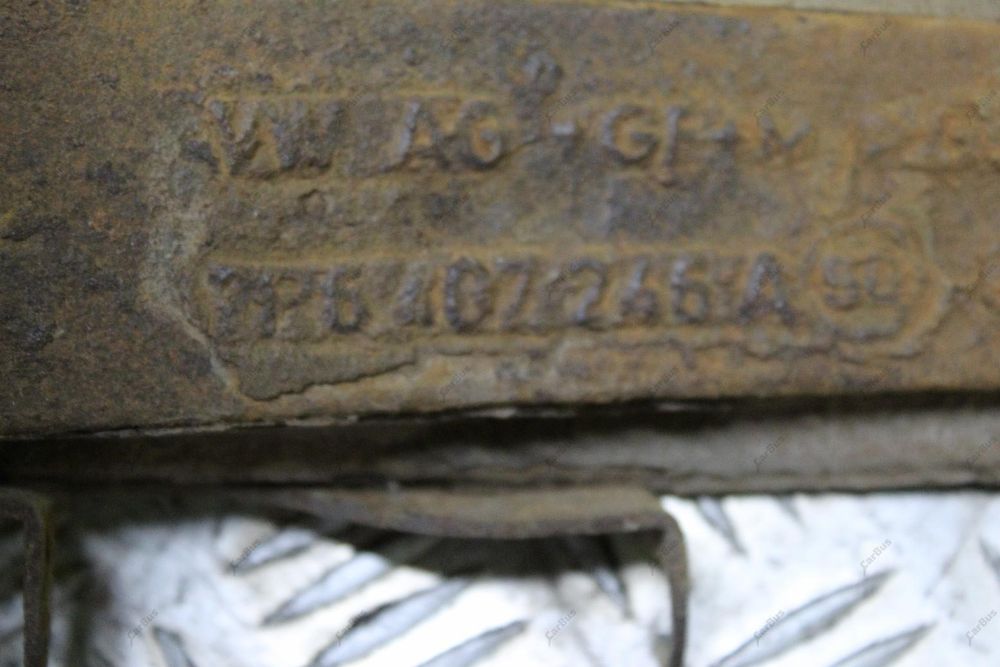 Ступиця Audi Q7 4L кулак цапфа передня права Ауді Кю7 4Л Ауди