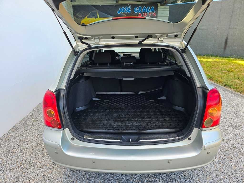 Toyota Avensis Sw 2.0 D4d 116Cv 09/2004