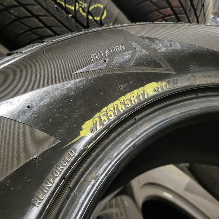 255 65 17 Maxxis пара шини бу зима  6+мм 
Bridgeston