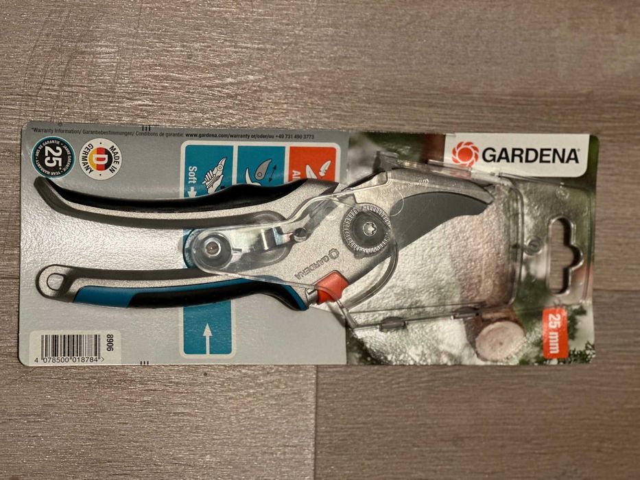 Tesoura de jardim - alumínio (restam 2 tesouras)