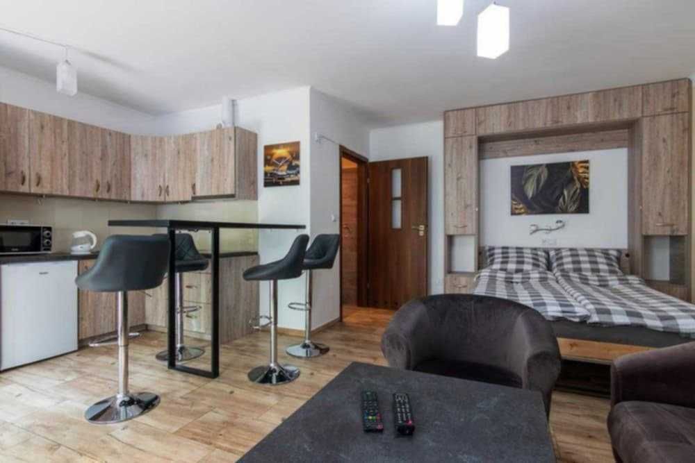 Apartamenty Nad Jeziorem Nocleg Płock Soczewka Panieńskie Kawalerskie