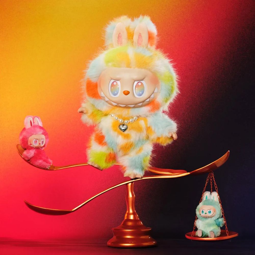 Новинка ексклюзивний оригінал Labubu Big into Energy Rock The Universe