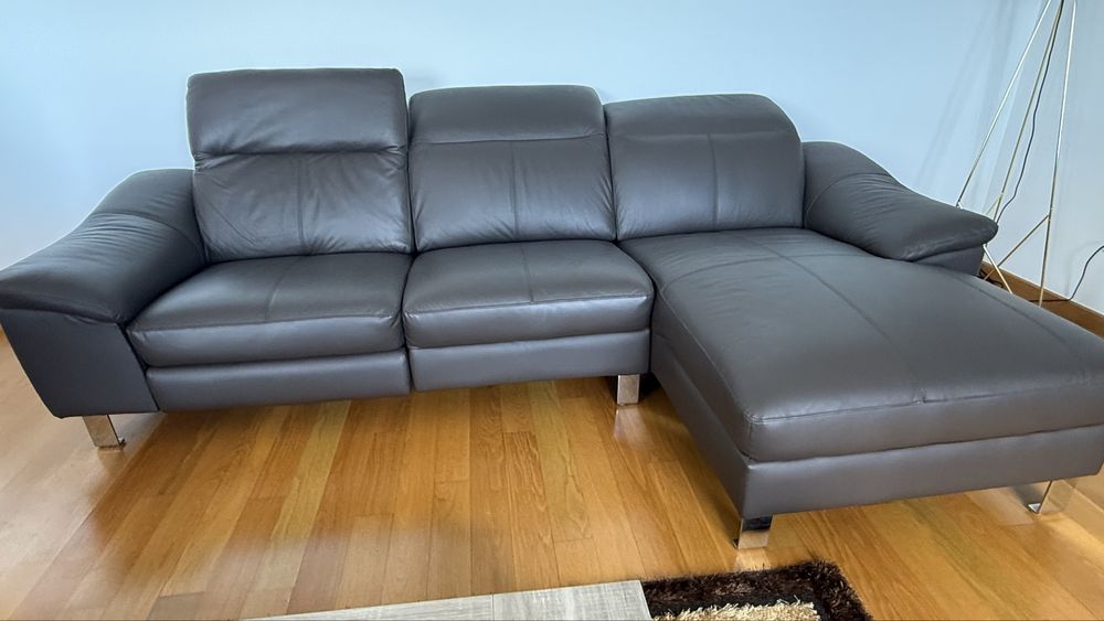 Sofa 3 lugares com sistema elétrico de prolongamento chaise long