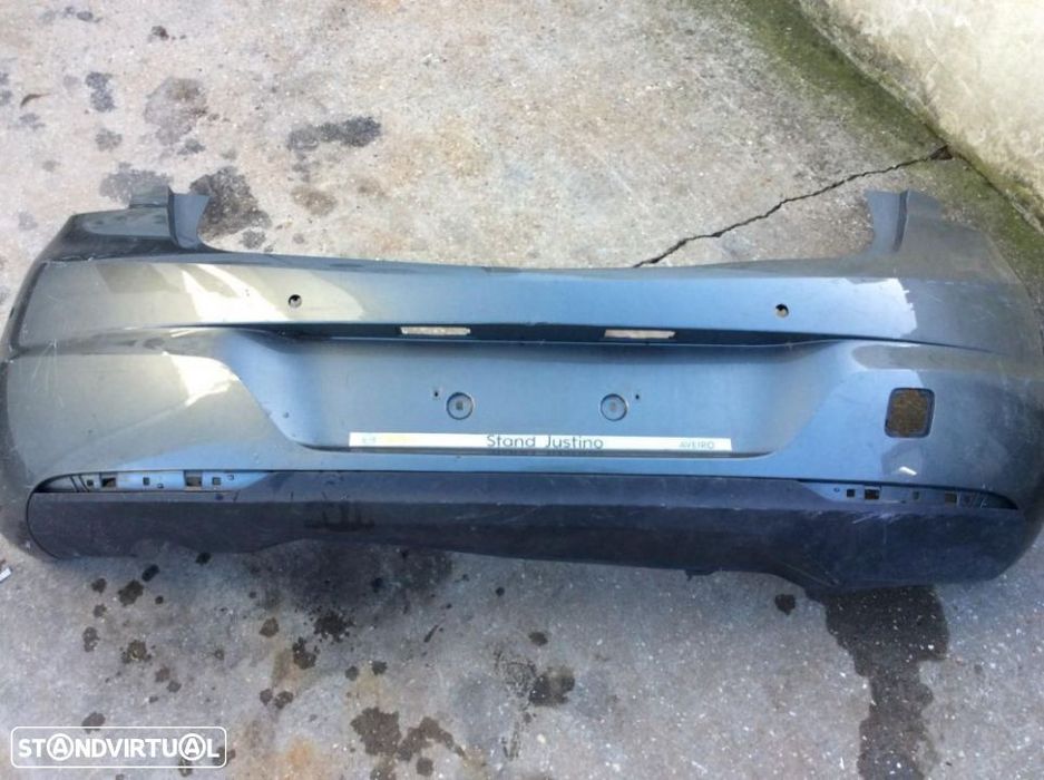 Parachoque Opel astra k