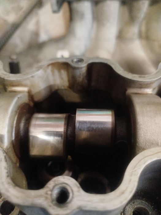 Распредвал, постель распредвала, клапанная крышка Ланос