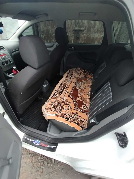 Форд фокус 2 універсал