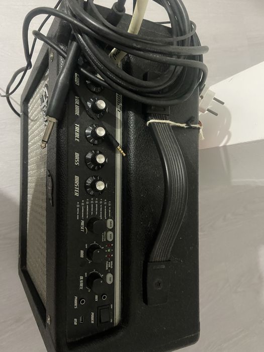 Amplificador Fender Mustang  I V.2