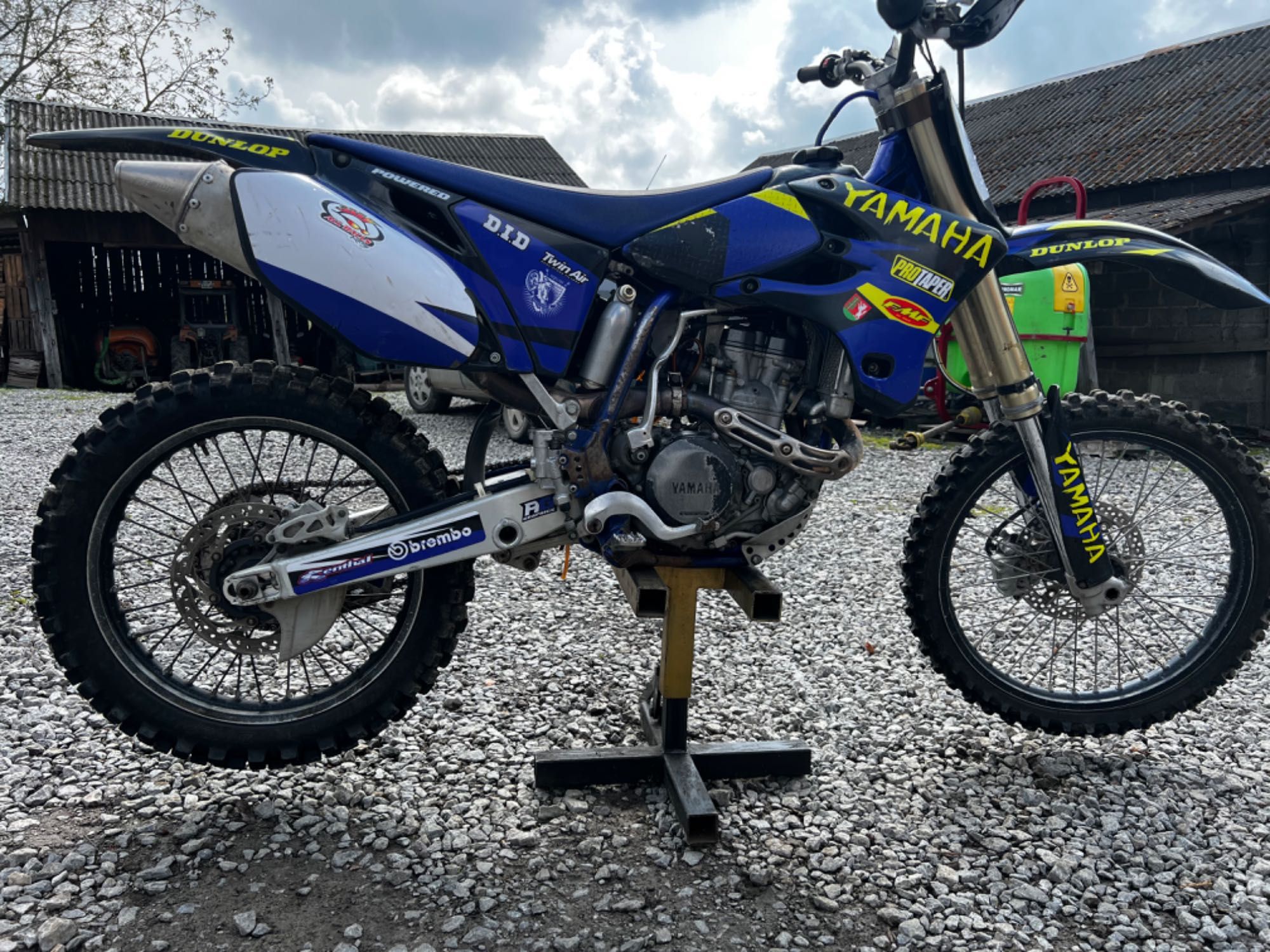 Yamaha yzf 450 .